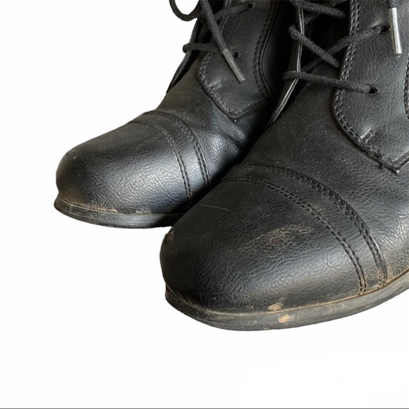 Ardene Ankle Black Combat Boots - Picture 4 of 5